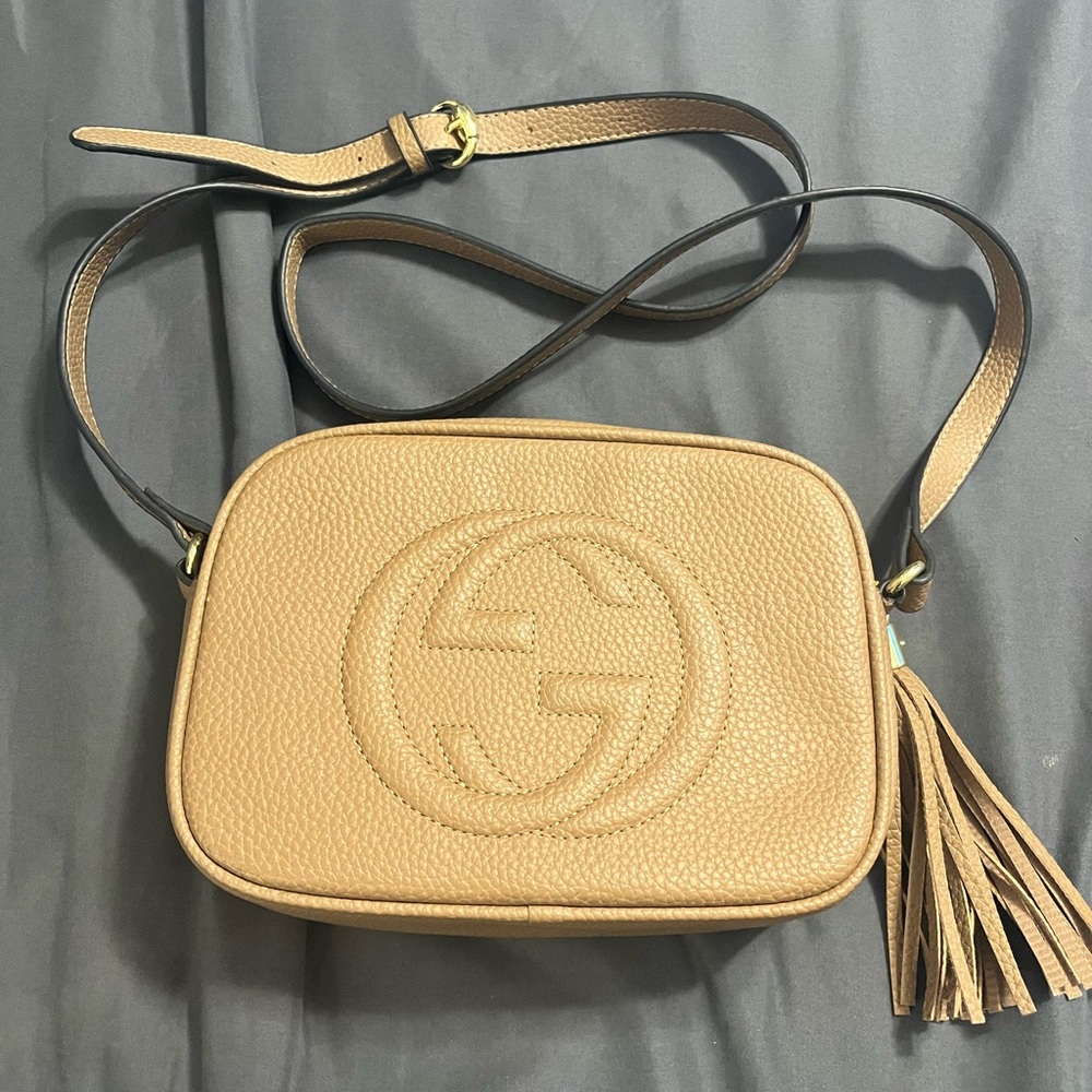 Small crossbody tan square bag